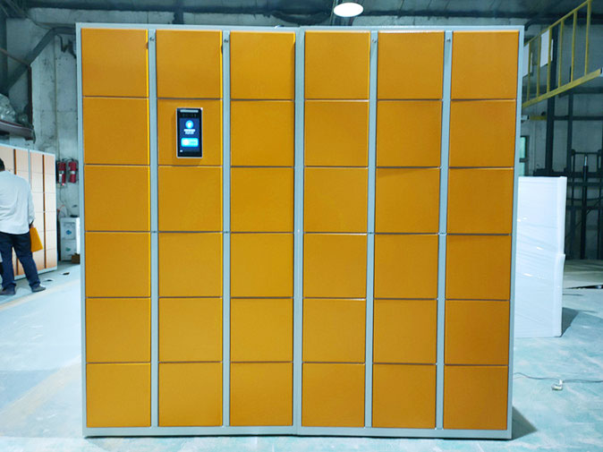 23門1主1副智能人臉識別儲物柜